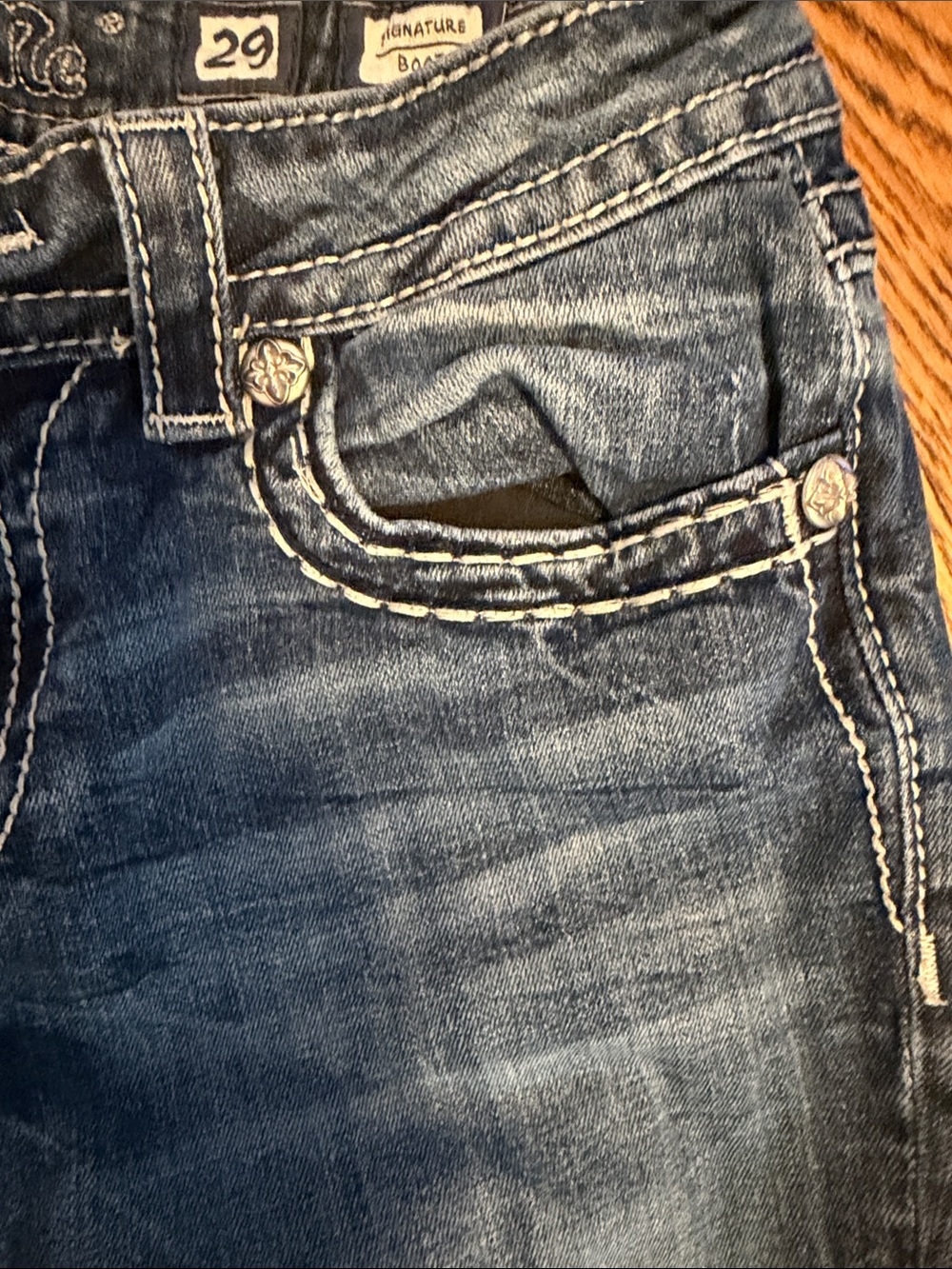 Women’s Miss Me Blue Embroidered Signature boot cut Pocket Jeans - Brand - Picture 9 of 16
